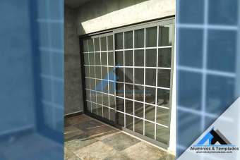 puertas-de-aluminio-para-exterior-en-monterrey